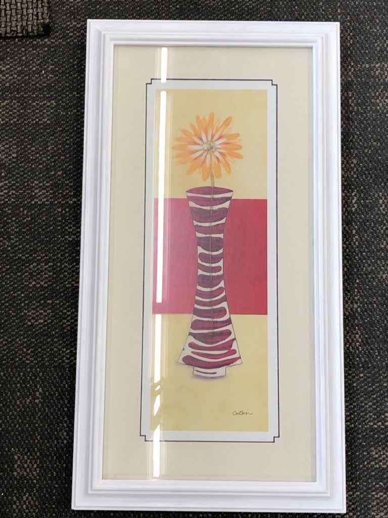SUNFLOWER IN VASE PAINTING IN WHITE WOOD FRAME.