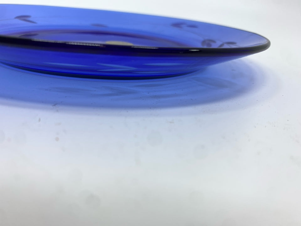 4 VTG PRINCESS HOUSE BLUE GLASS LUNCH PLATES W/EMBOSSED WHEAT.