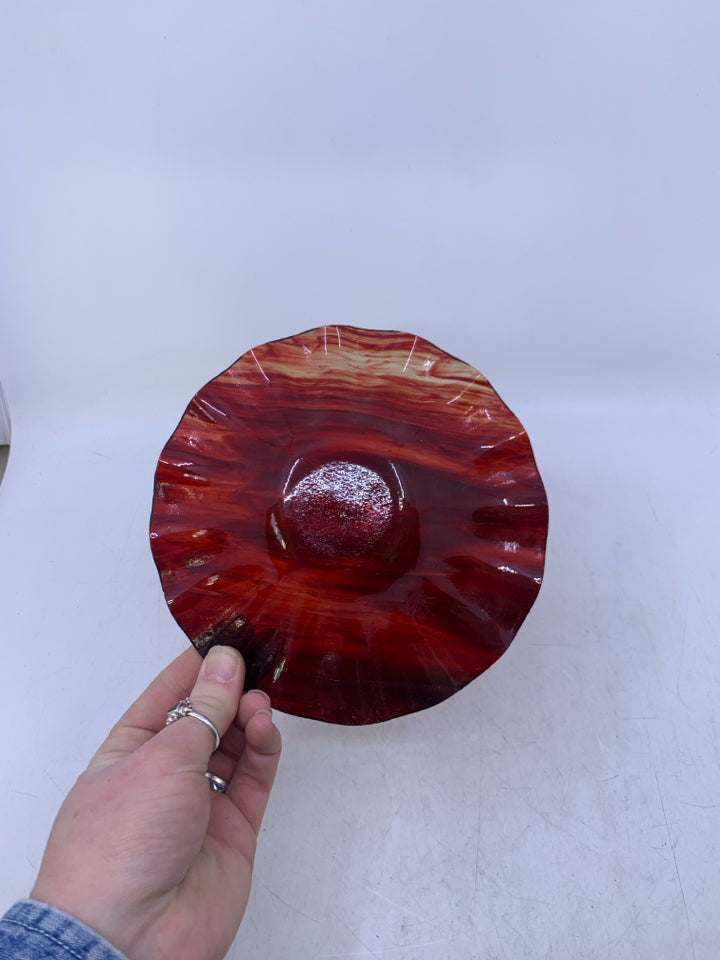 DARK RED GLASS SHALLOW CATCH ALL DISH W/ RUFFLED EDGE.