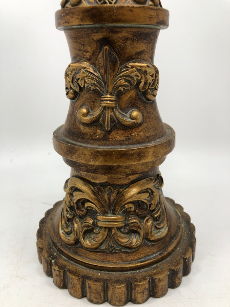 ORNATE GOLD FLEUR DE LIS PILLAR CANDLE HOLDER.