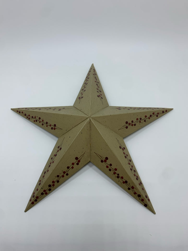 RED BERRIES PAINTED TAN METAL STAR.