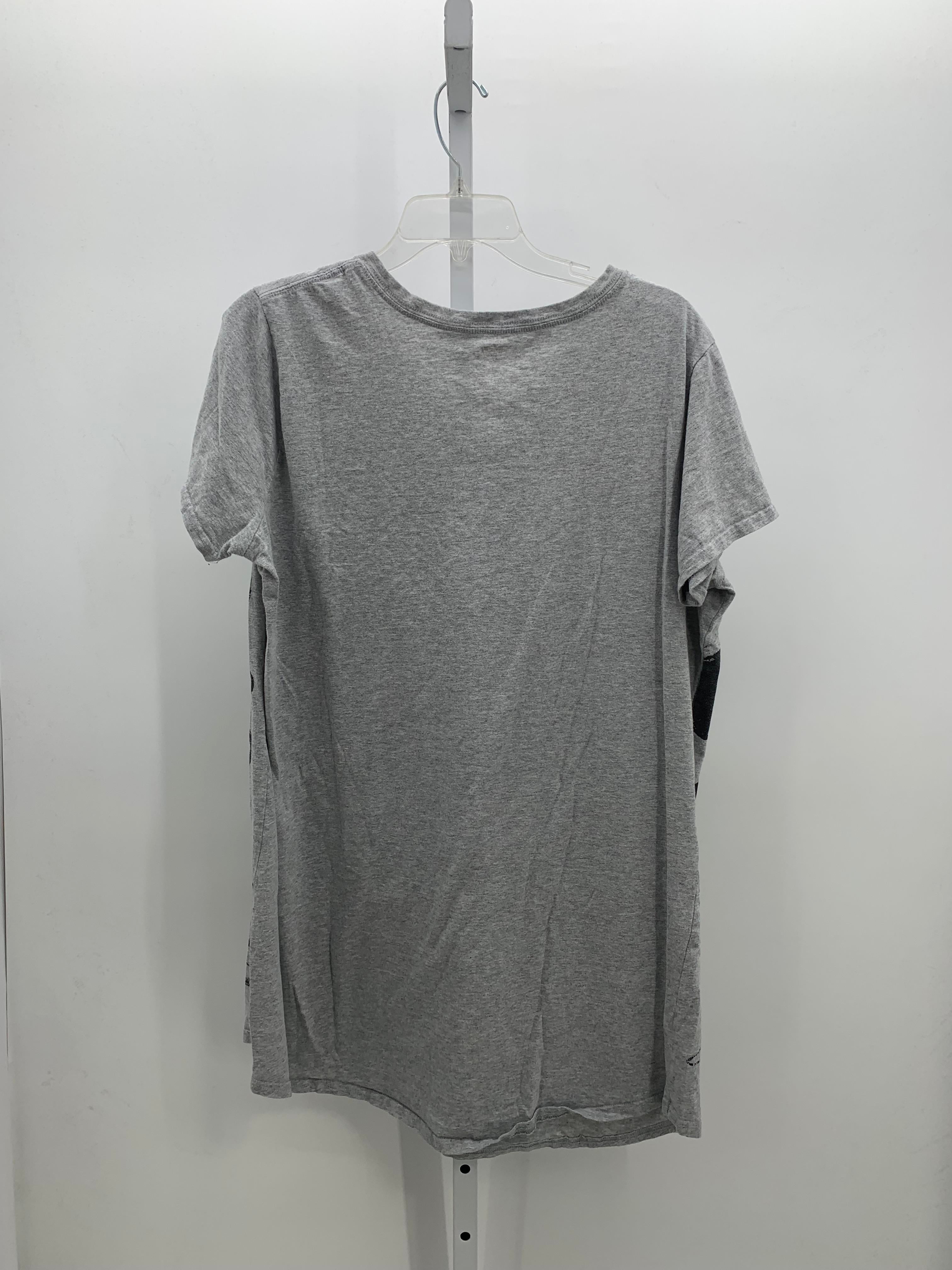 Disney Store Size Extra Large Misses Short Sleeve Shirt