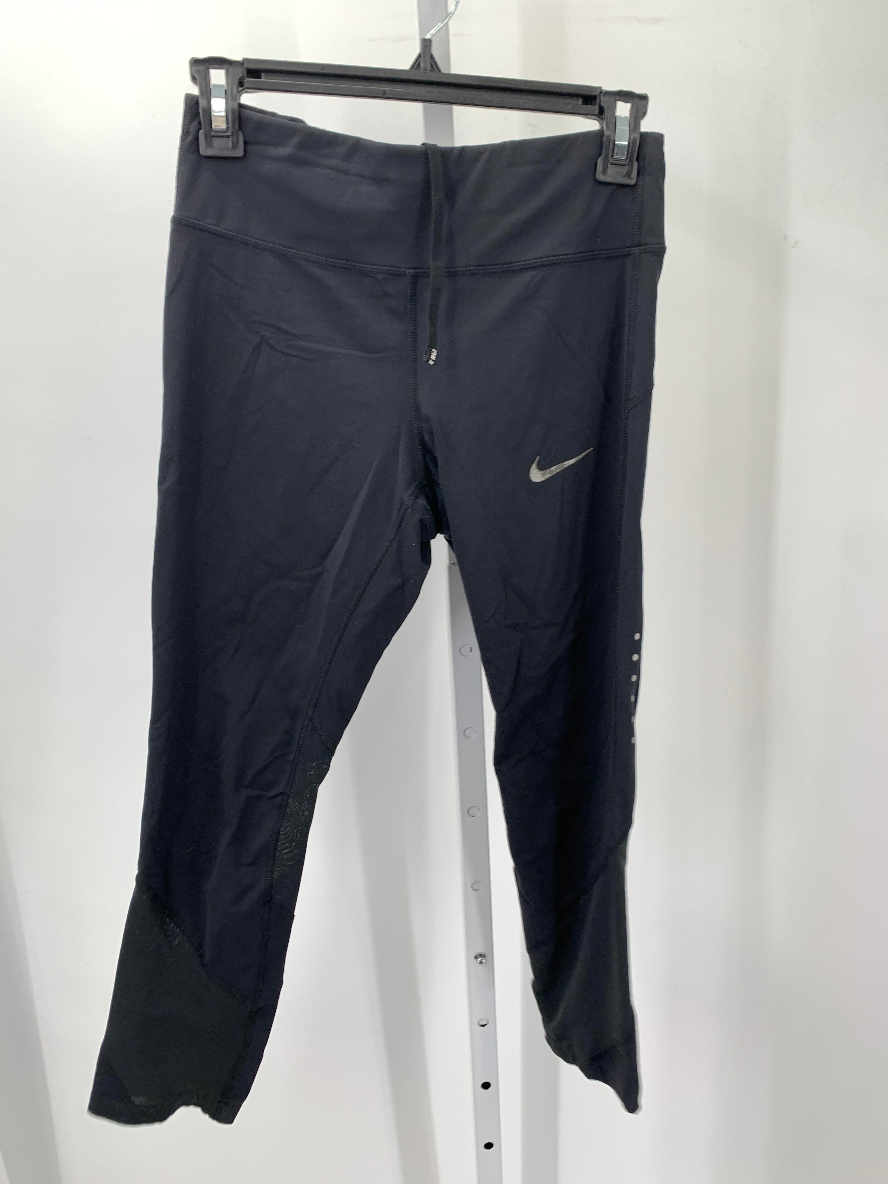 Nike Size Small Misses Leggings