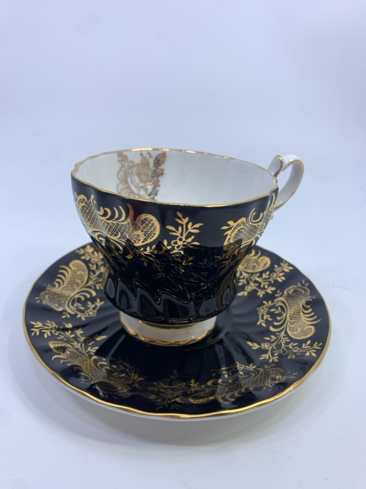 VTG BLACK W/ GOLD DESIGN TEA CUP & SAUCER-QUEEN ANNE.