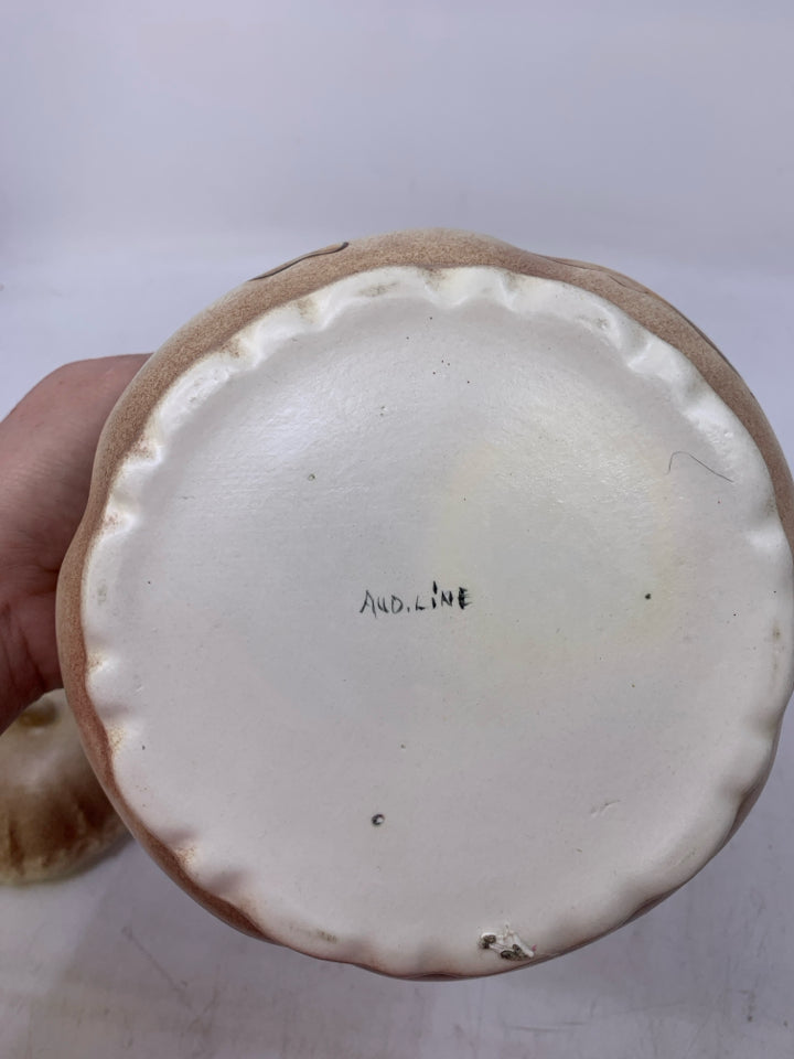 VTG CREAM BROWN SPECKLED PAINTED LEAVES/VINES.