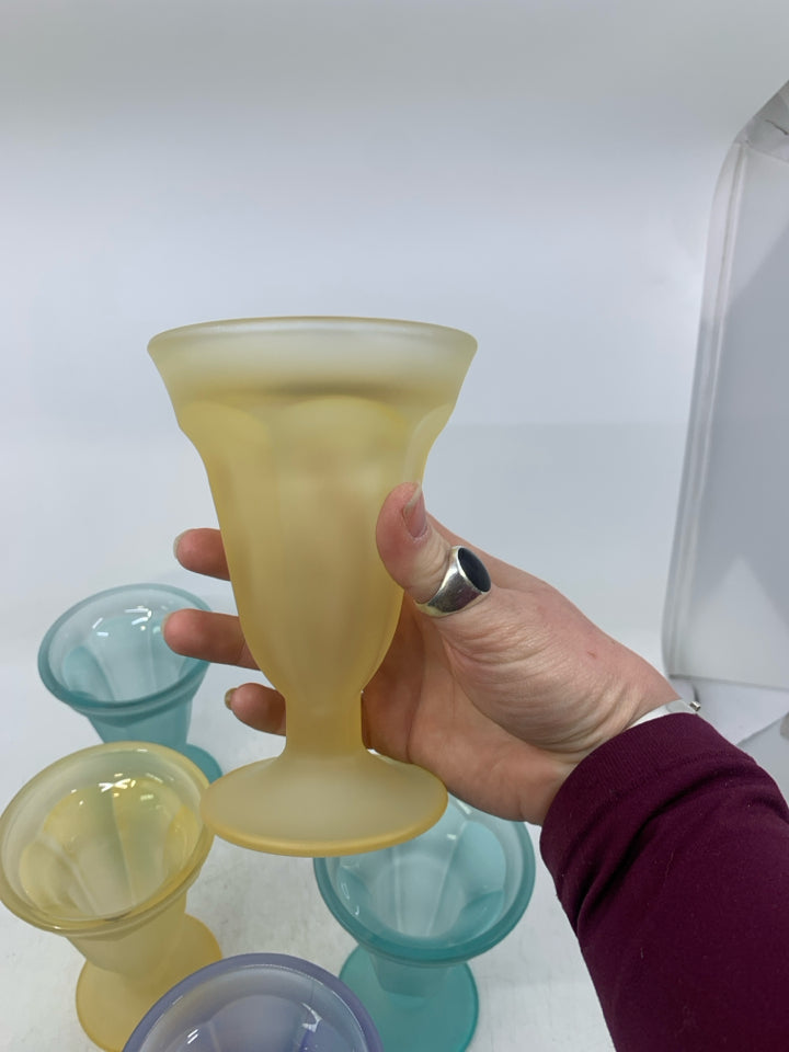 5 ASSORTED COLORED FROSTED ICECREAM SUNDAE GLASSES.