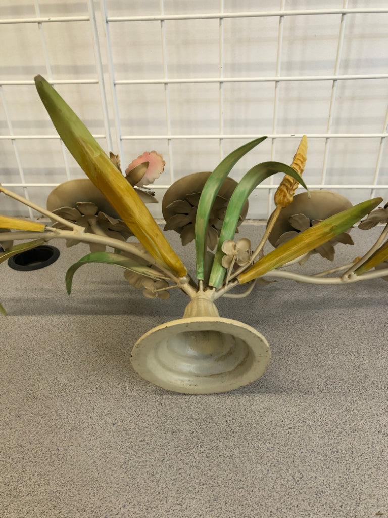 HEAVY METAL CREAM PILLAR CANDLE HOLDER W/PINK FLOWERS.