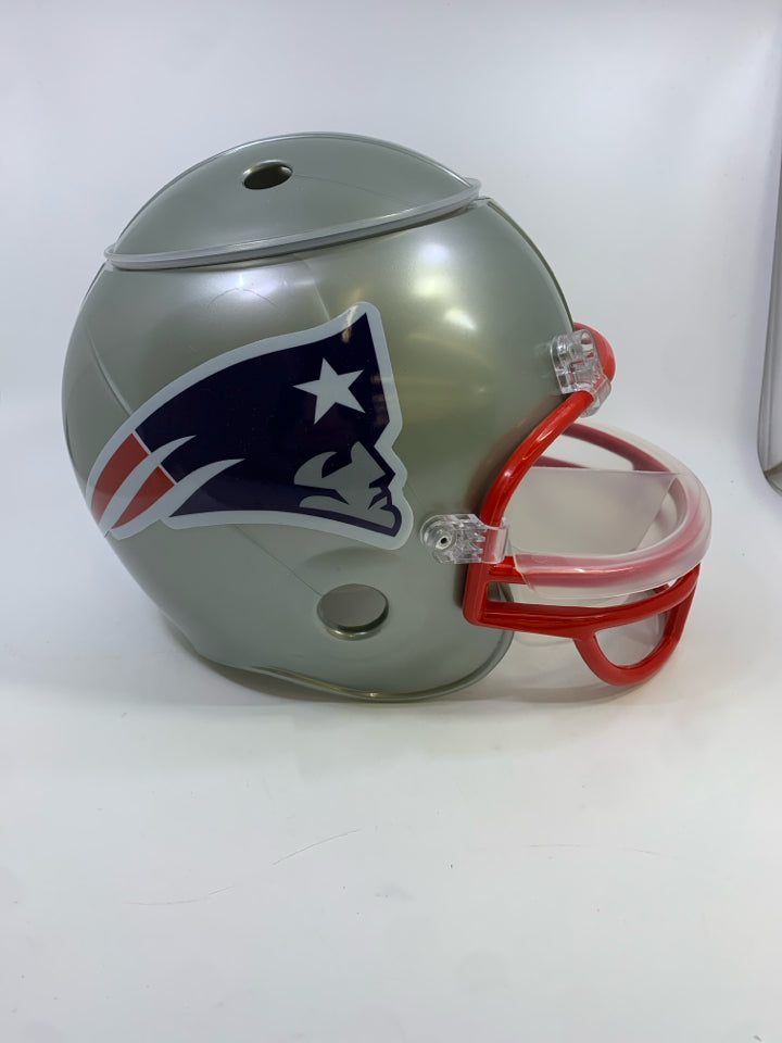 NEW ENGLAND PATRIOTS NFL PLASTIC SNACK HELMET.