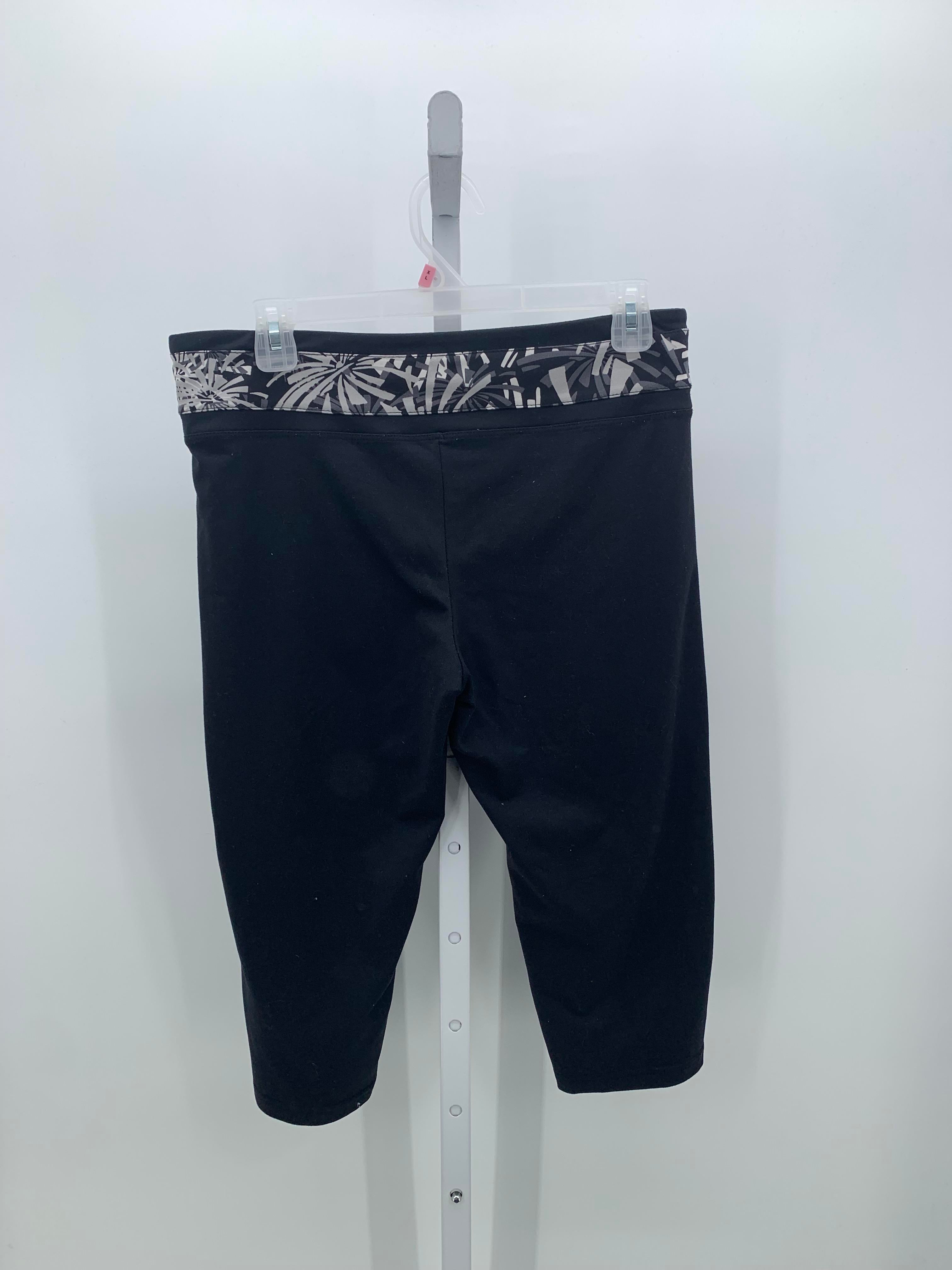 Tek Gear Size Medium Misses Capri Pants