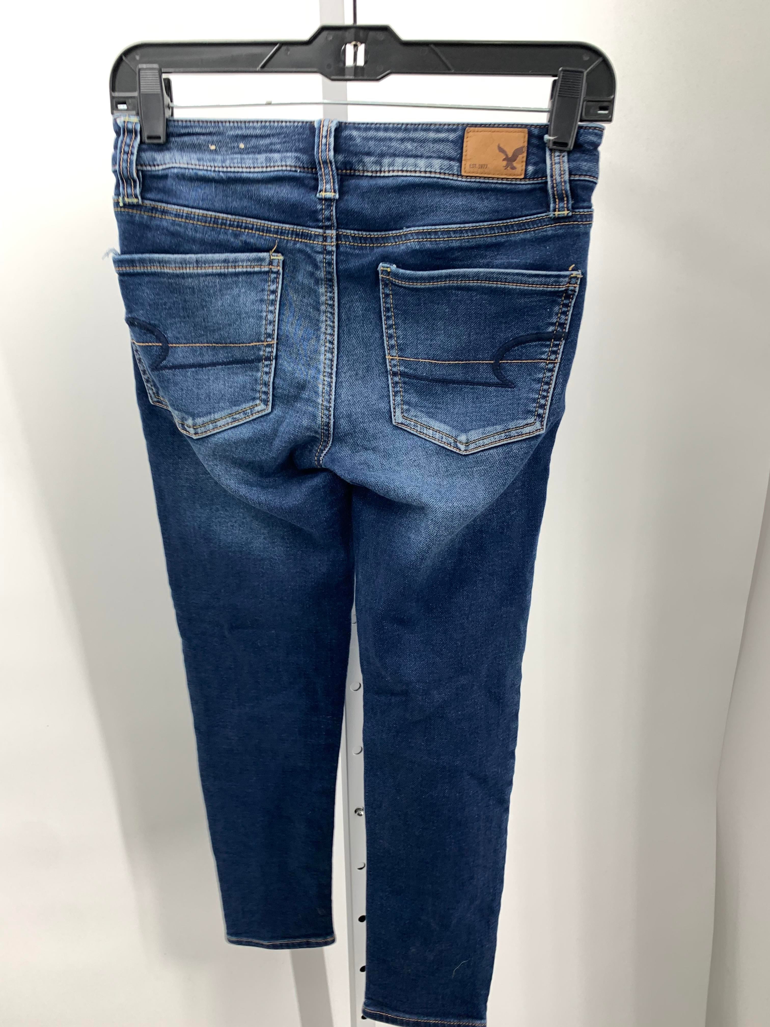 American Eagle Size 0 Juniors Cropped