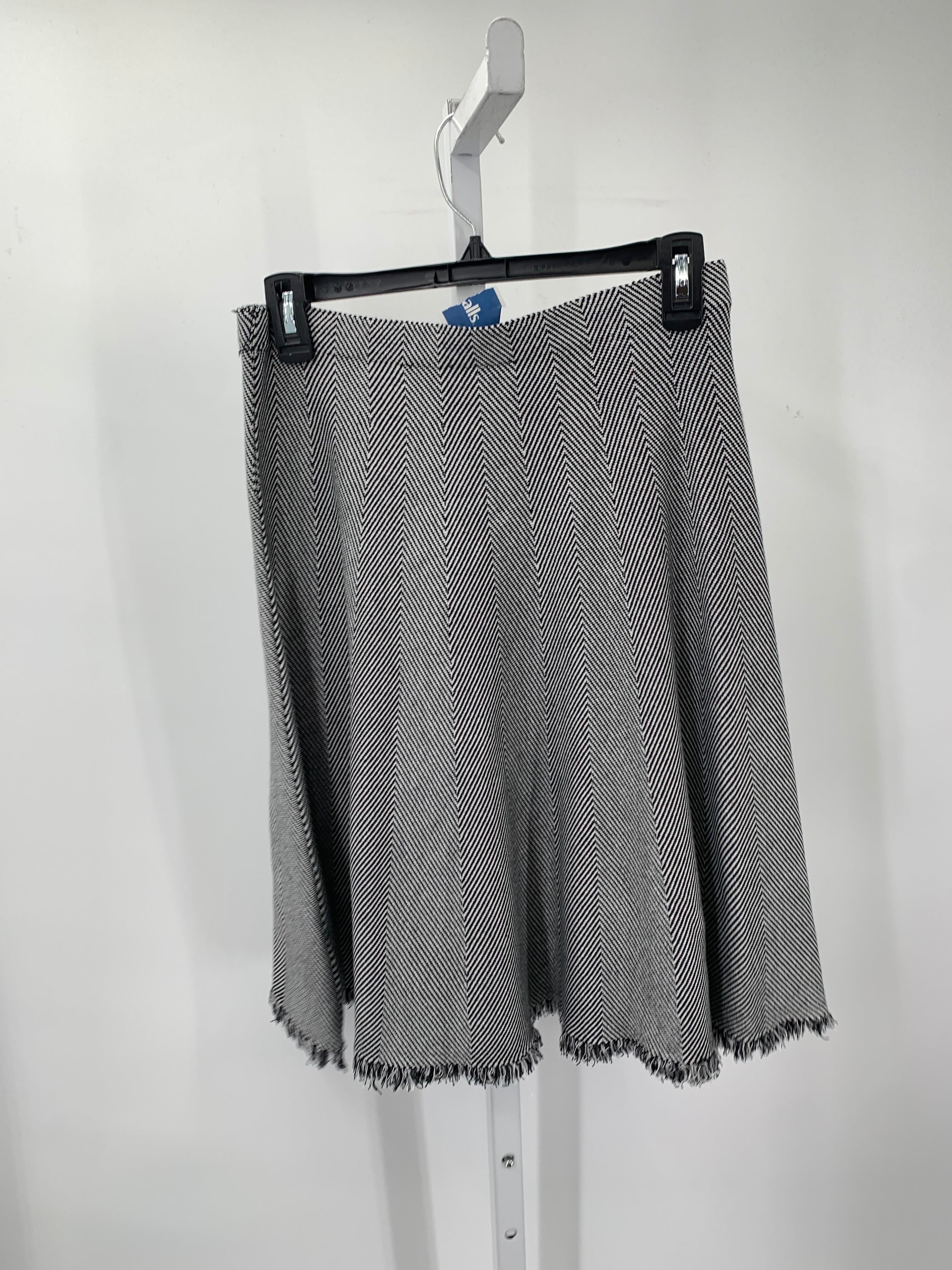 Milano Size Medium Misses Skirt