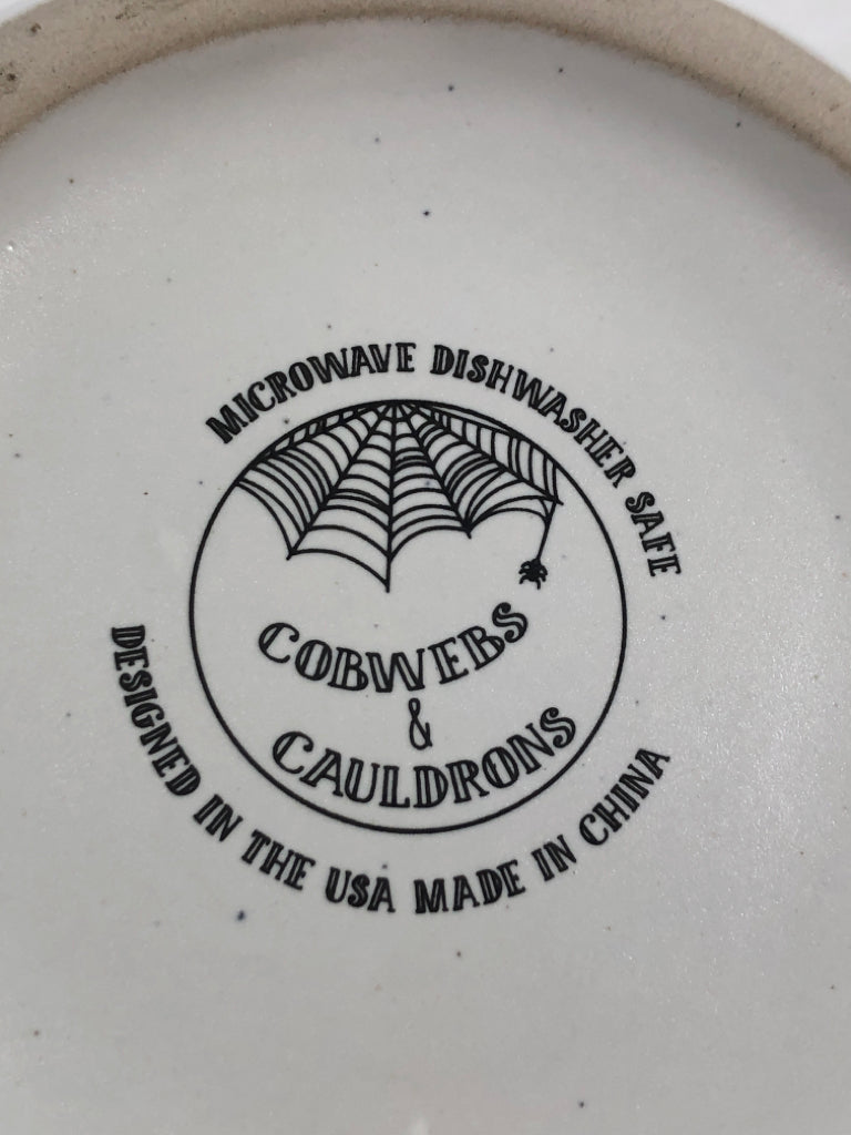 COBWEBS & CAULDRONS HALLOWEEN MUG.