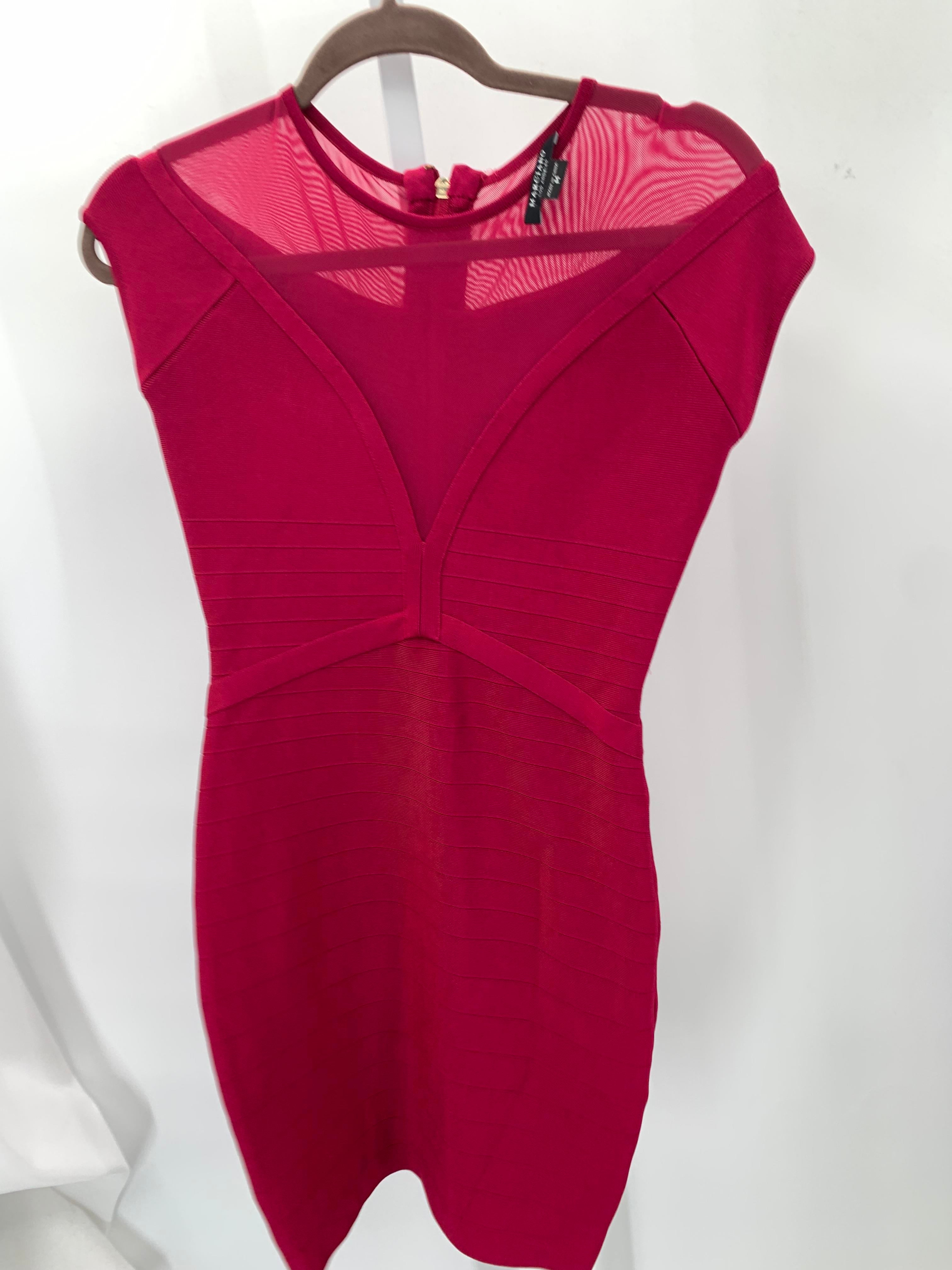 Size Medium Misses Short Sleeve Dress