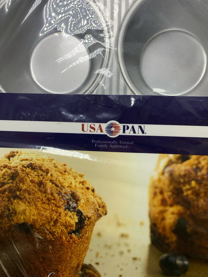 NIP USA PAN TEXAS MUFFIN PAN.
