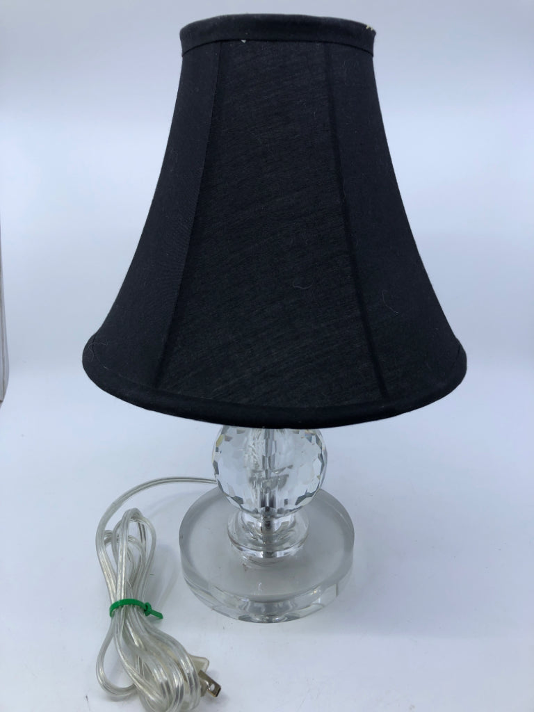 SMALL CLEAR GLASS BASE LAMP W/BLACK SHADE.