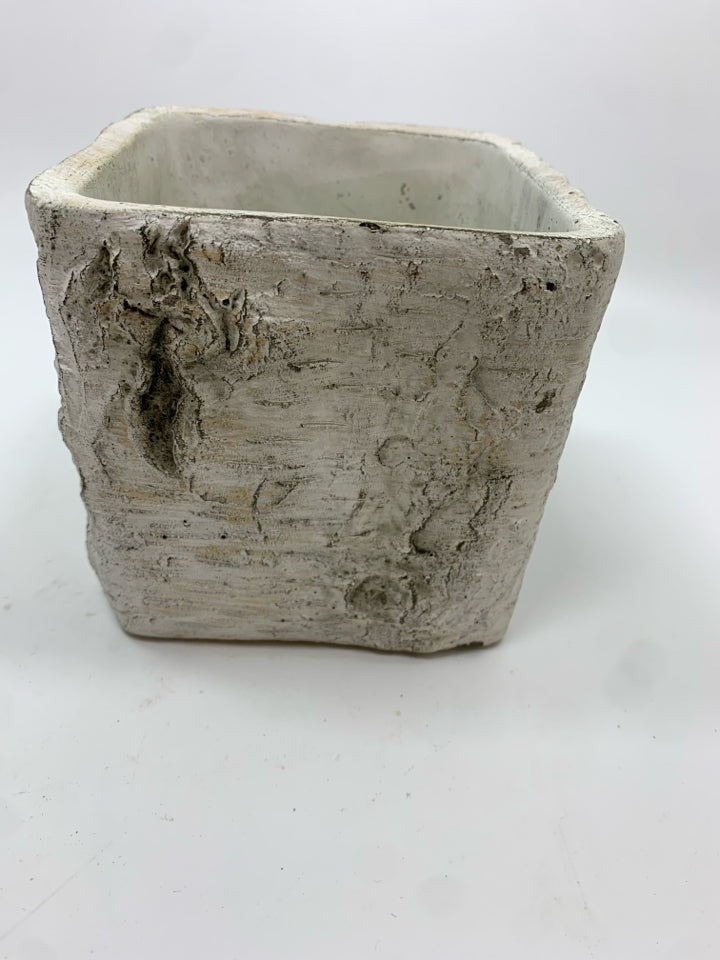 CEMENT BIRCH TREE STYLE PLANTER.