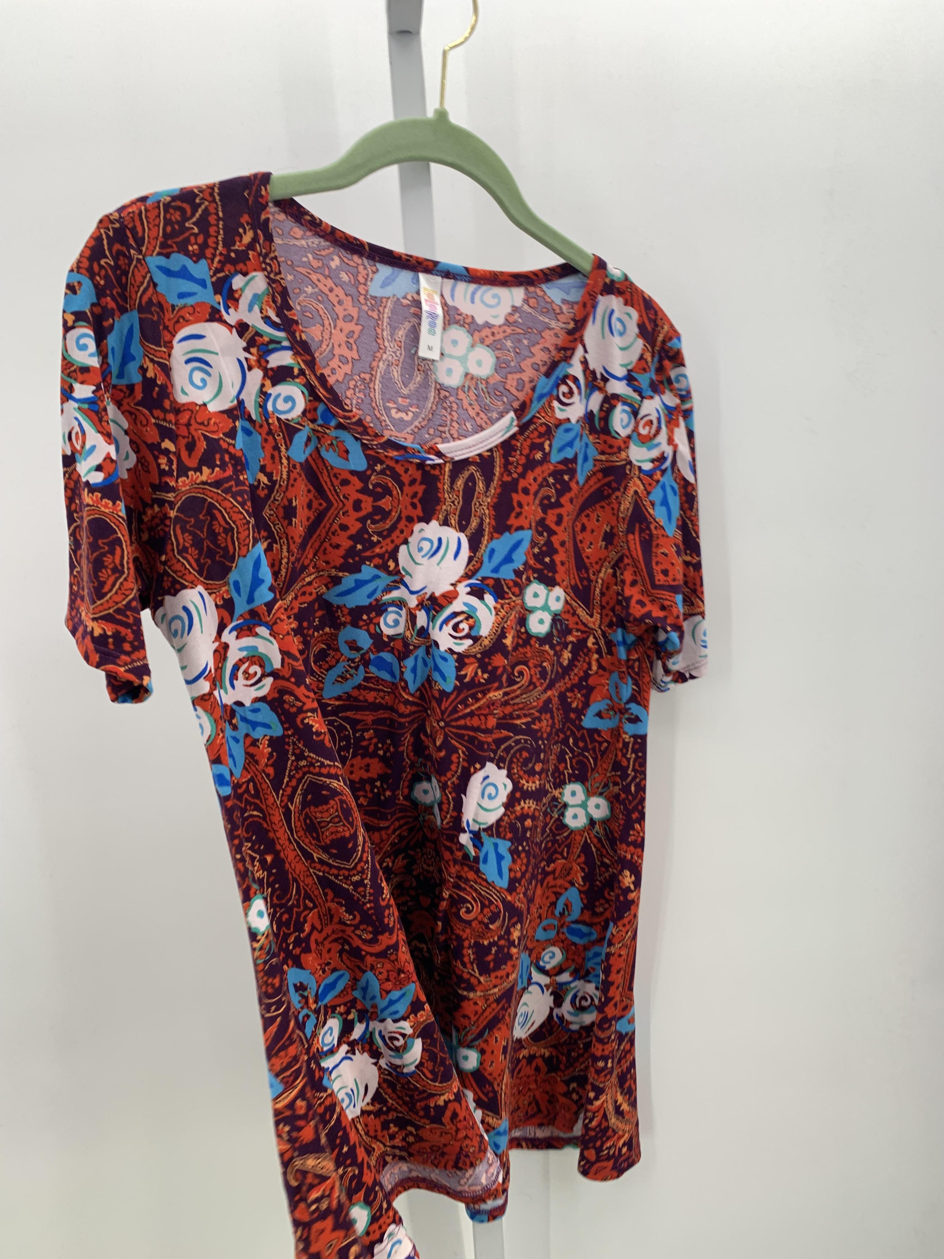 Lularoe Size Medium Misses Short Sleeve Shirt
