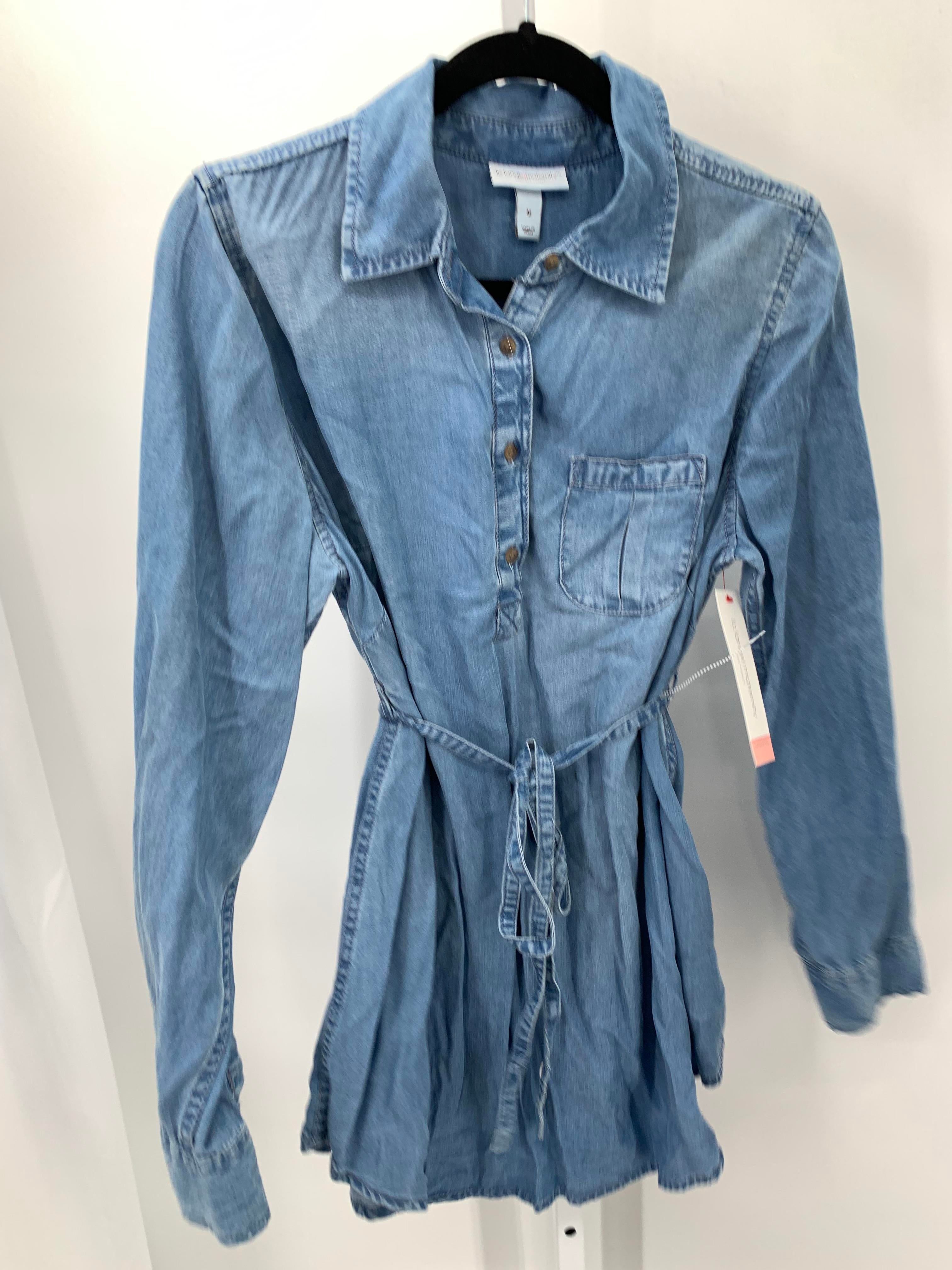 Liz Lange Denim Size Medium Maternity Long Sleeve Shirt
