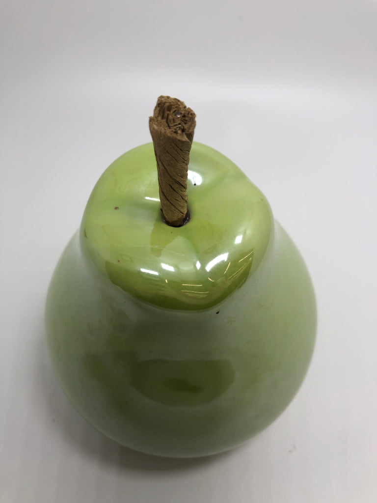 GREEN GLOSS CERAMIC PEAR.