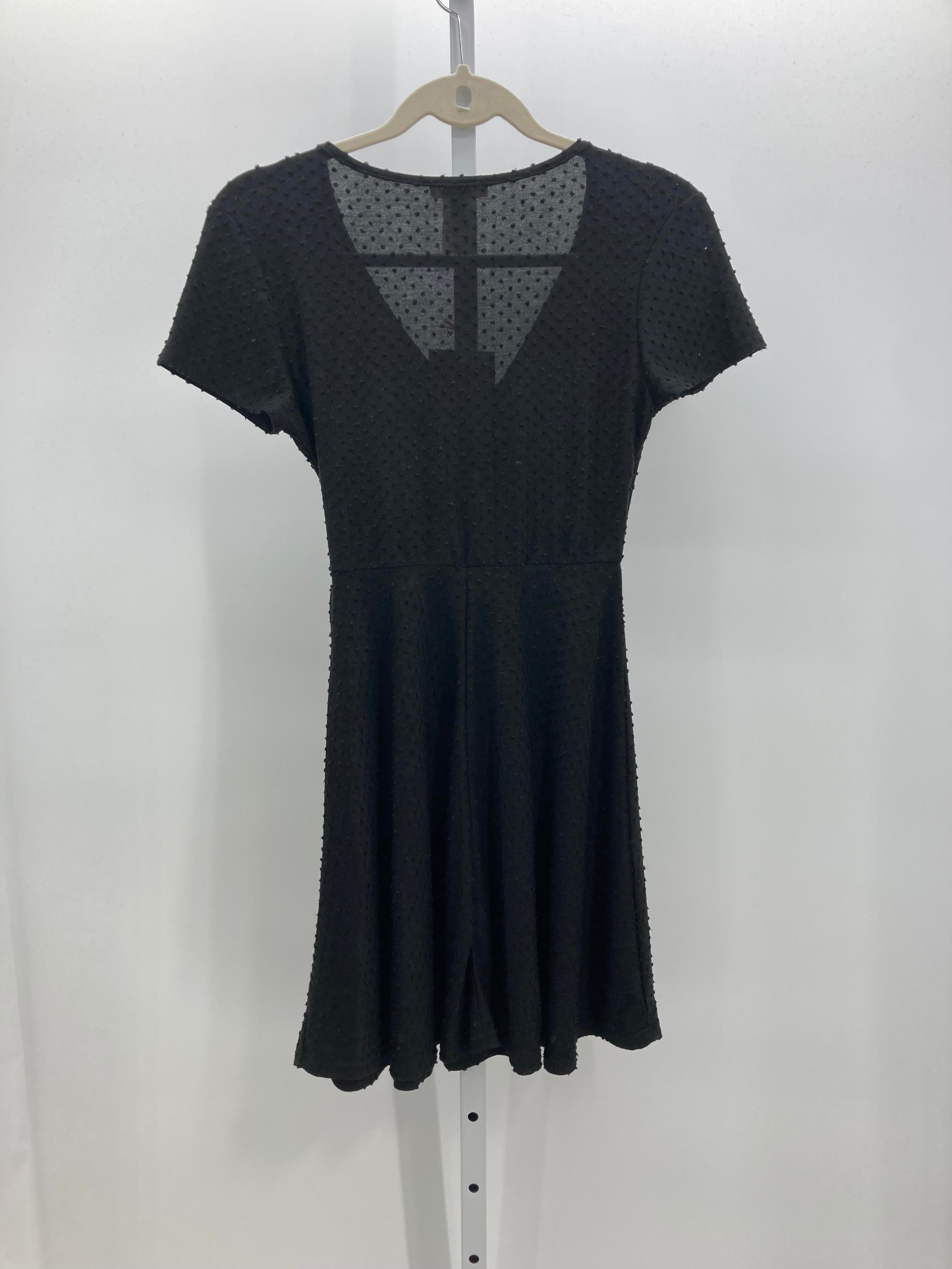 Size Small Juniors Short Sleeve Dress