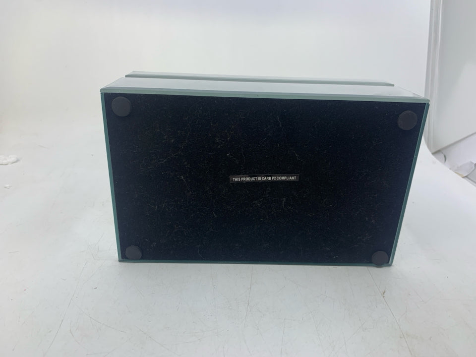 VELVET LINED JEWELRY BOX.