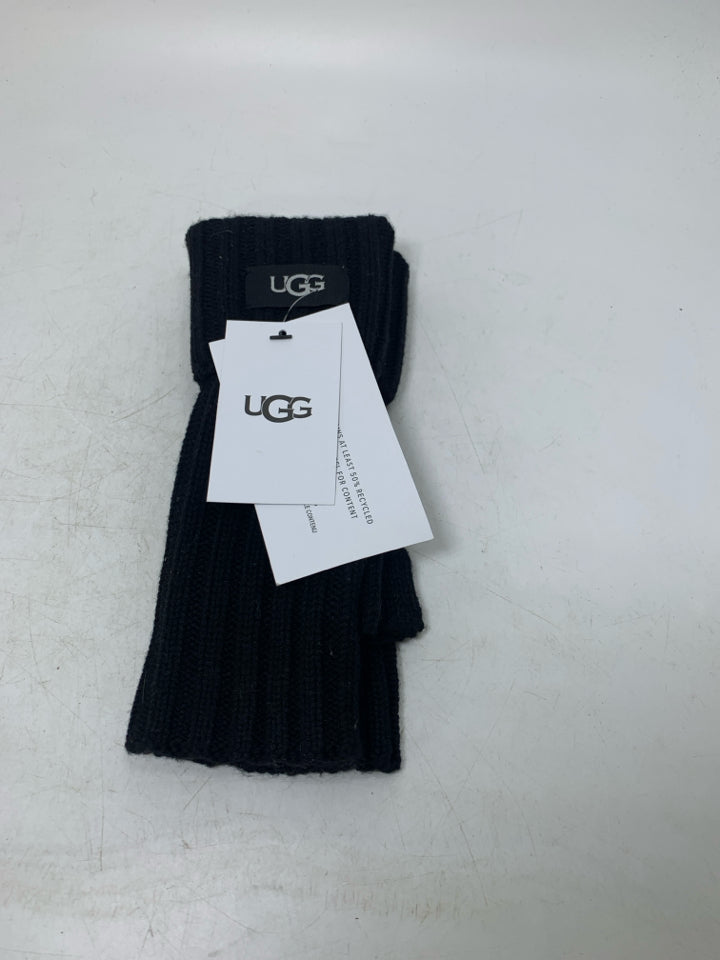 UGG Knit Boucle Armwarmers- New With Tags
