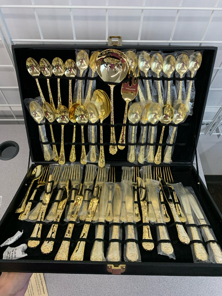 GOLD-PLATED SERV-12 FLATWARE- ROYAL PLUME IN CASE.