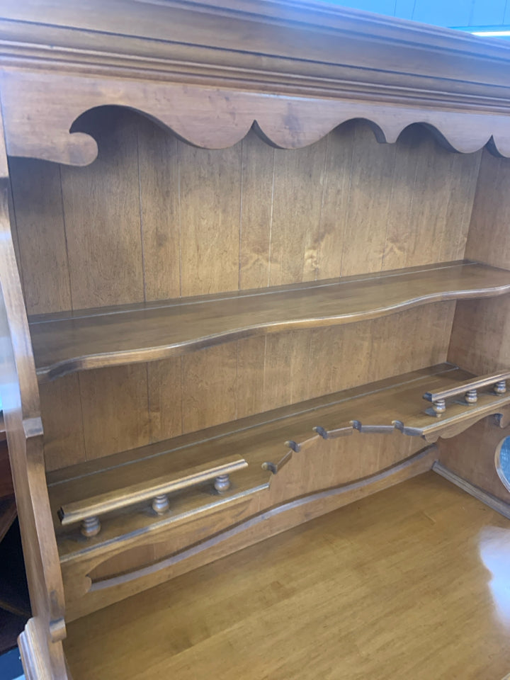 2PC VTG WOOD BUFFET HUTCH- 2 DRAWERS, CABINET.