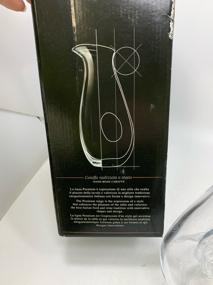 NIB DONUT HOLE GLASS DECANTER.