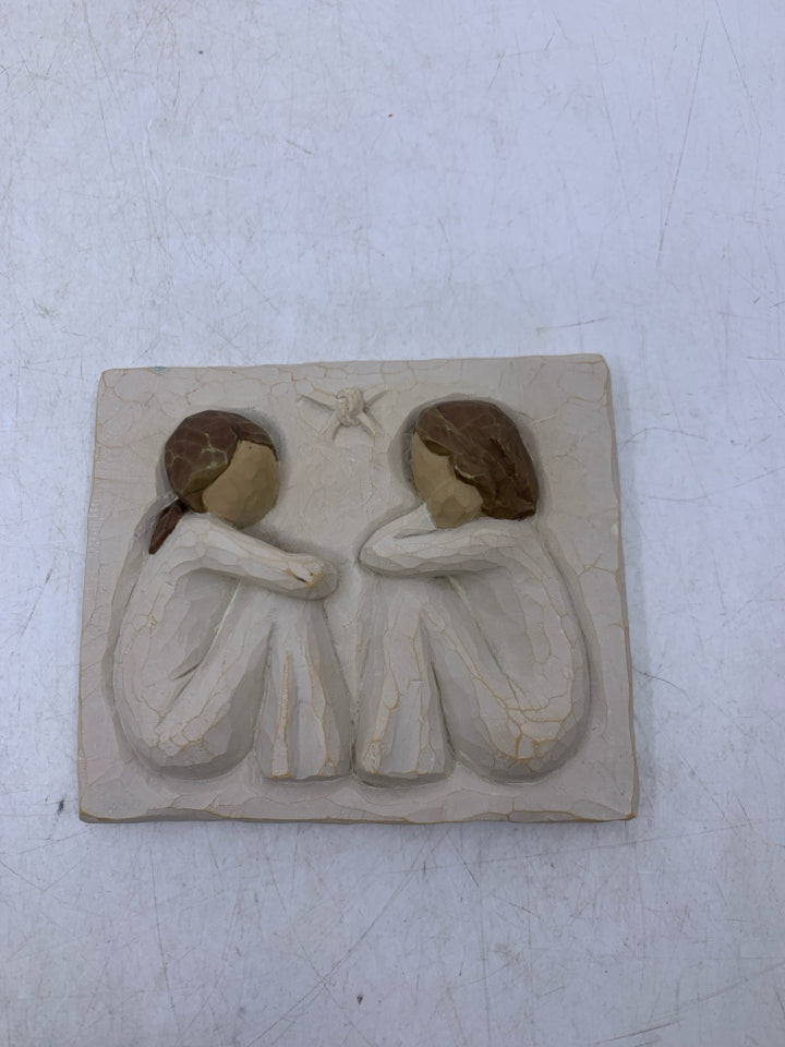 SQUARE 2 GIRLS W/ DARK HAIR "FRIENDSHIP" 4 "X 4.