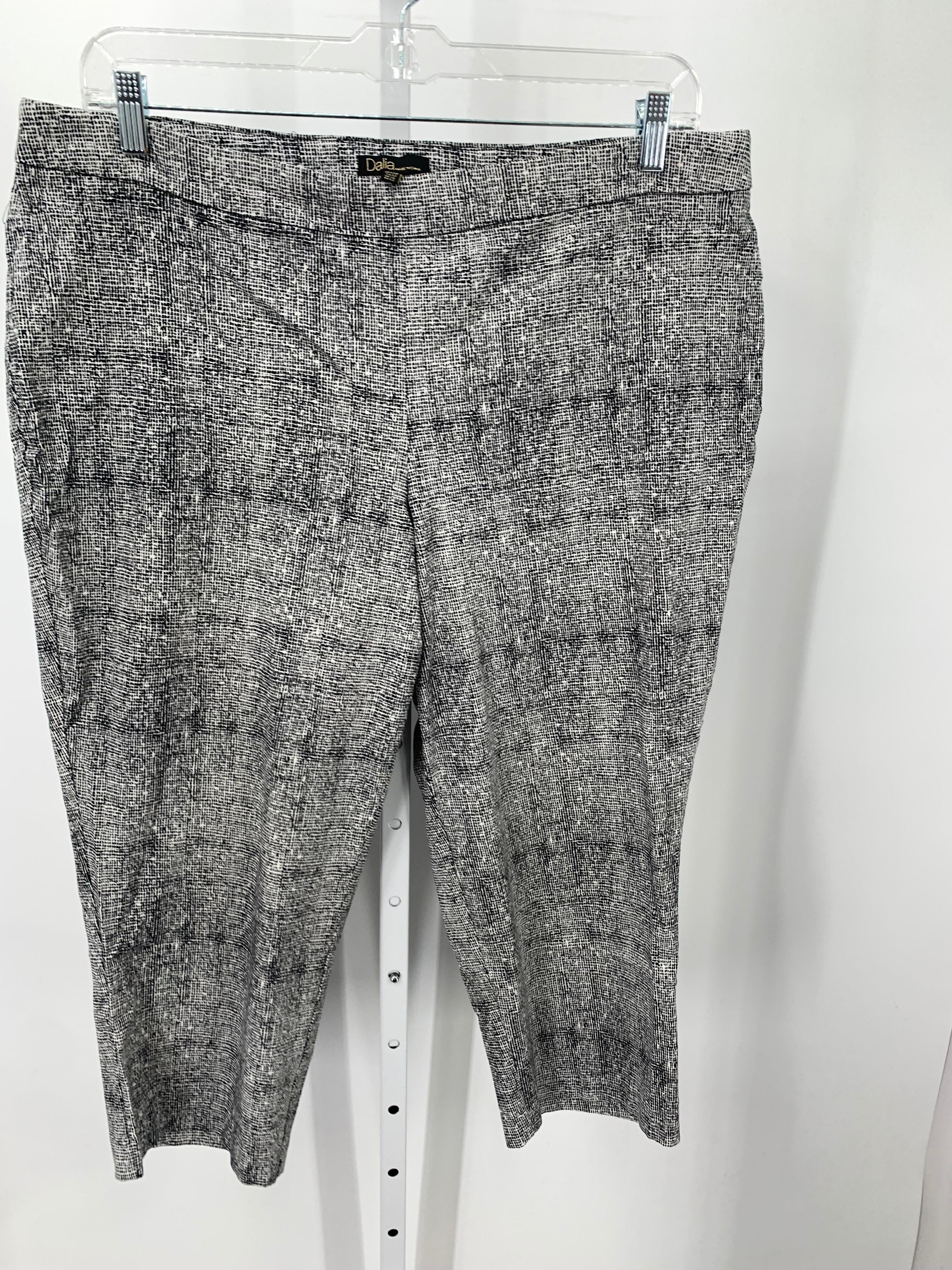Dalia Collection Size 22 W Womens Cropped Pants
