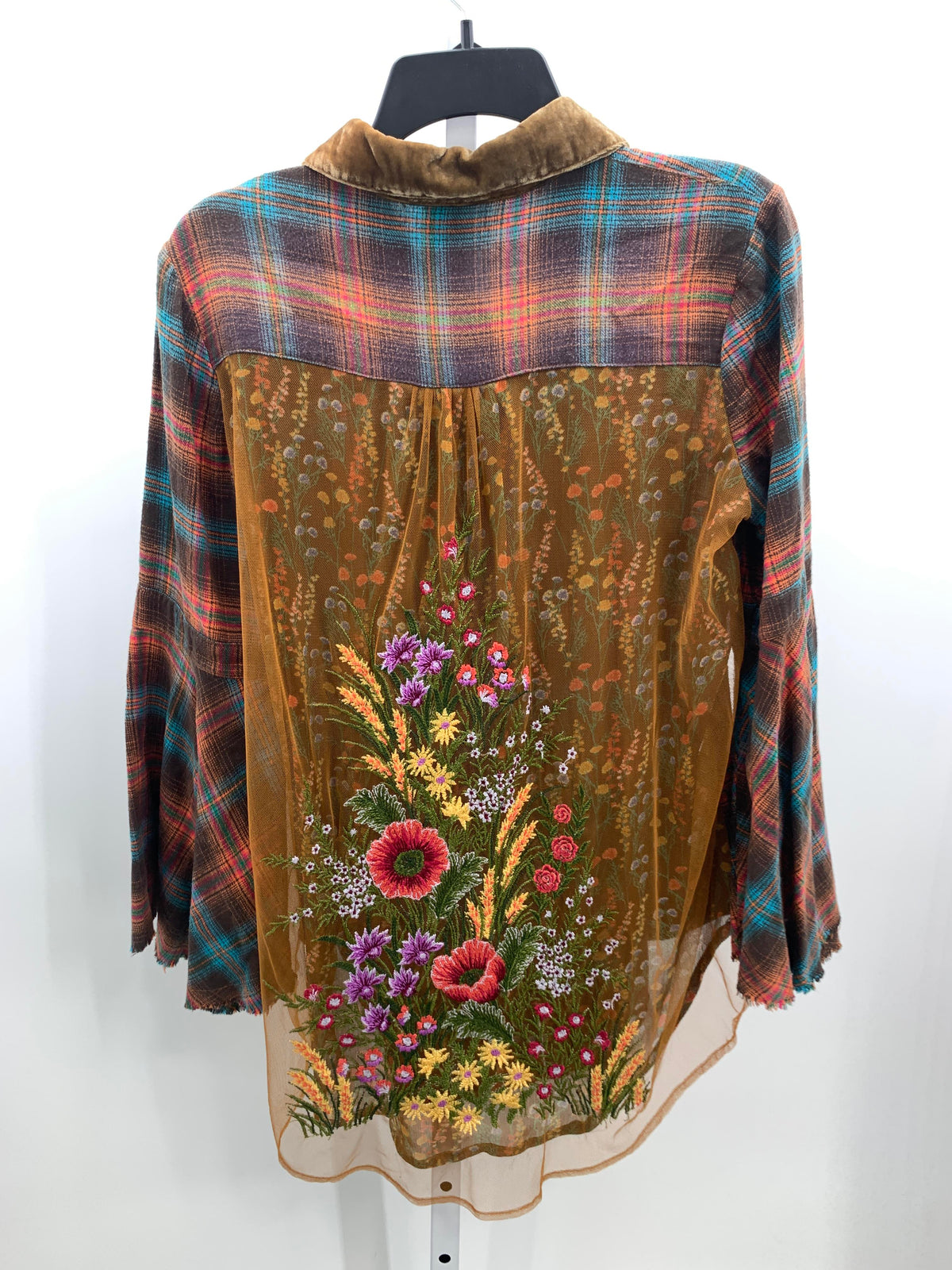 Size Medium Misses Long Sleeve Shirt