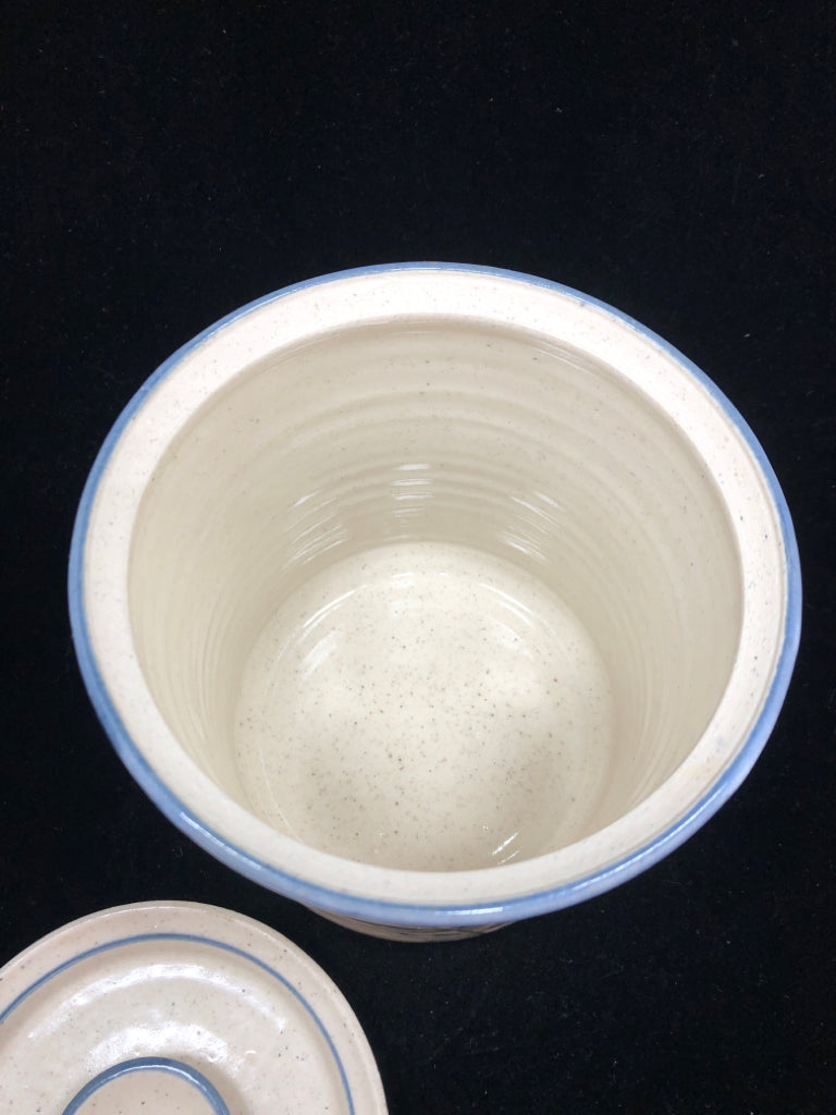 BLUEBERRY PAINTED STONEWARE CANISTER W/LID.