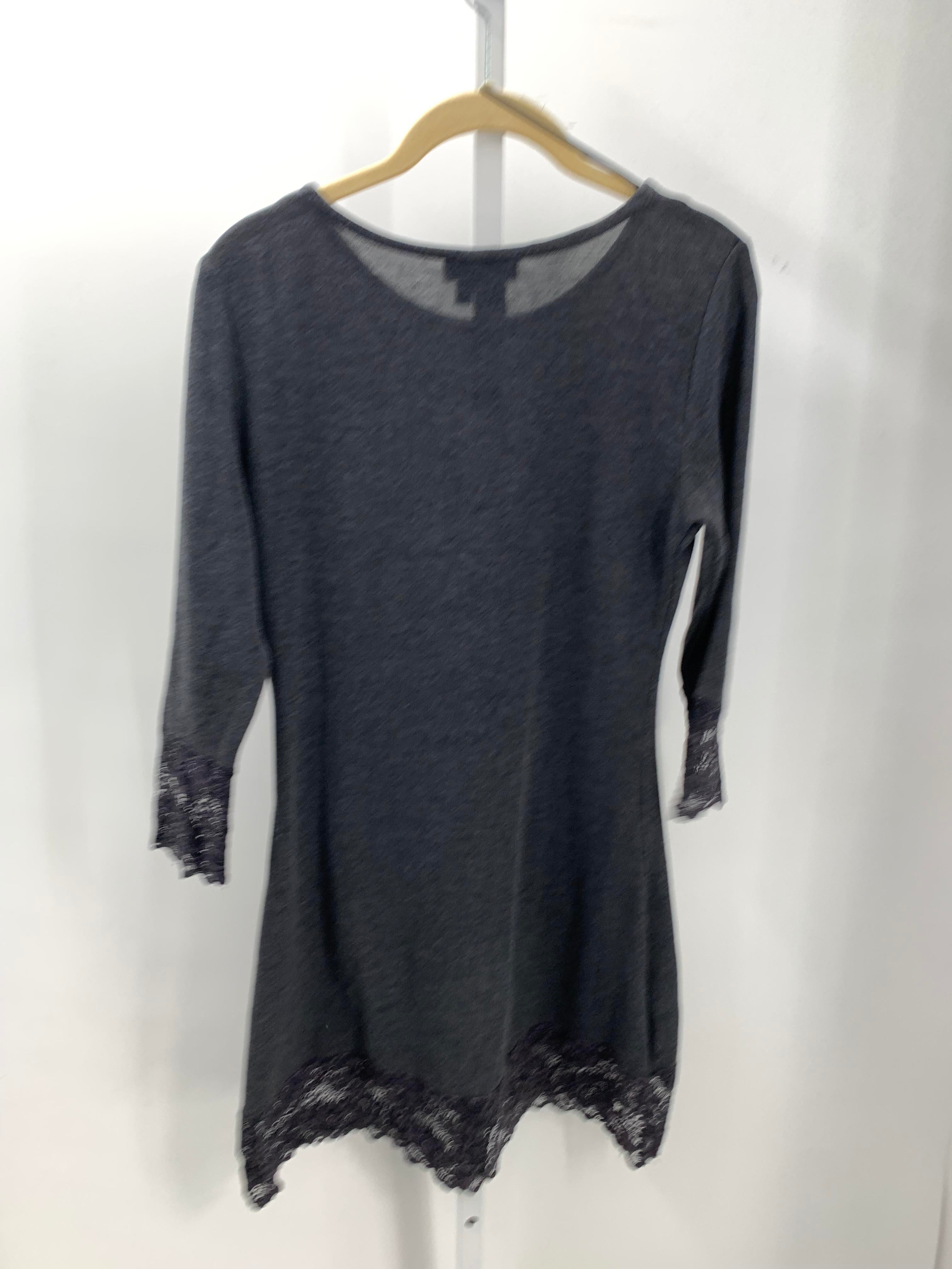 Papillon Size Small Juniors Long Sleeve Dress