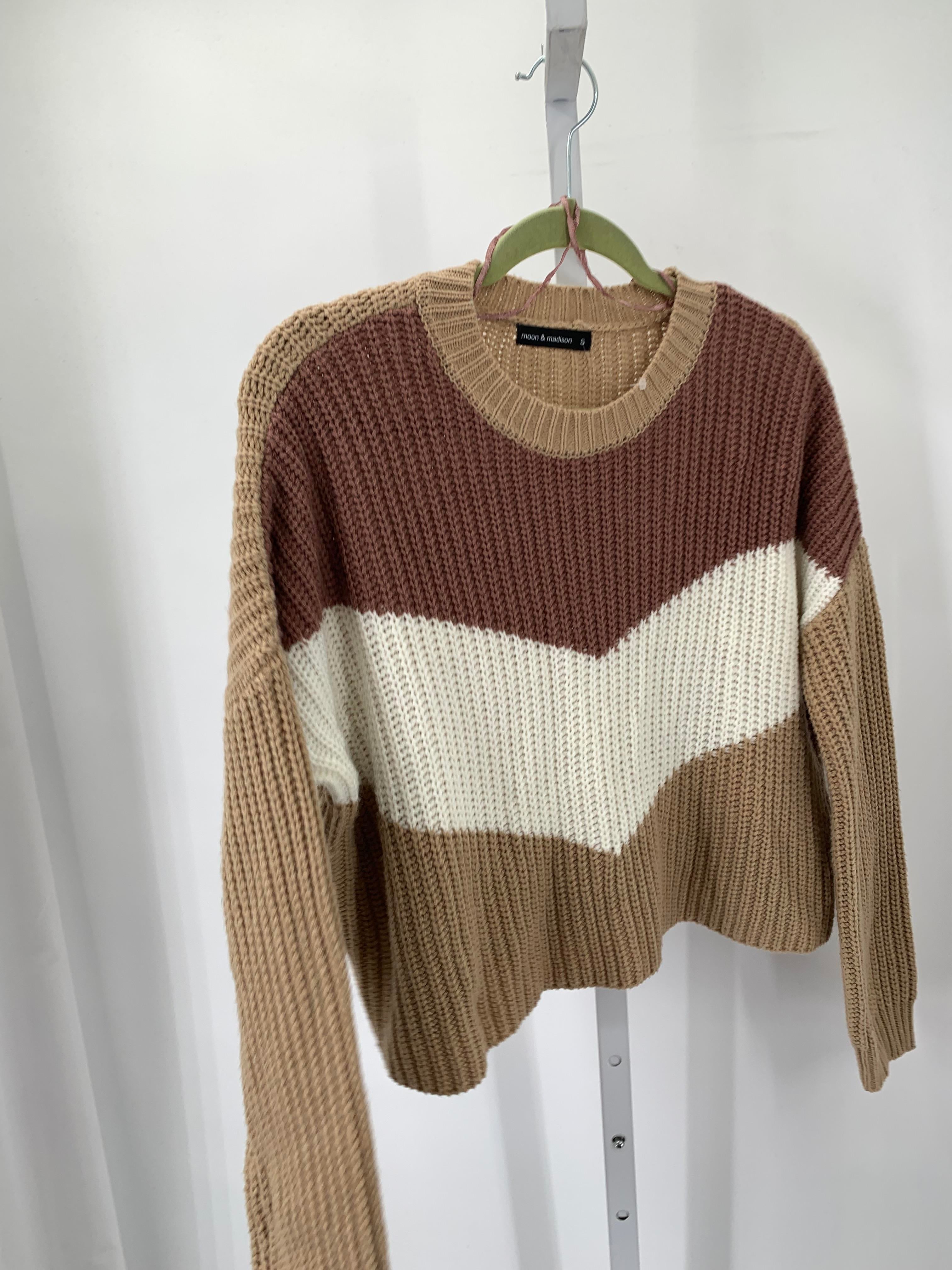 Size Small Juniors Long Sleeve Sweater