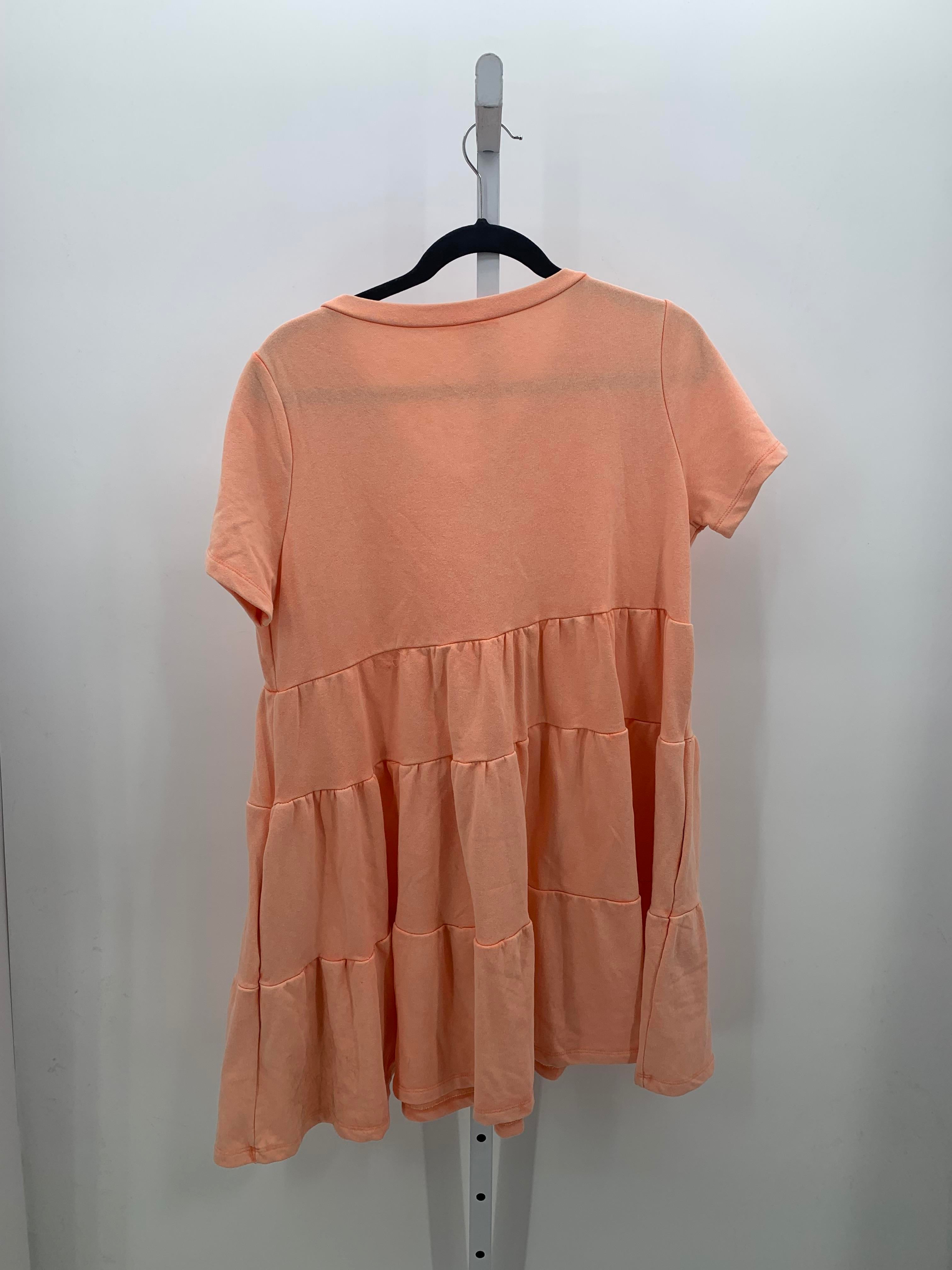Size Medium Misses Short Sleeve Dress