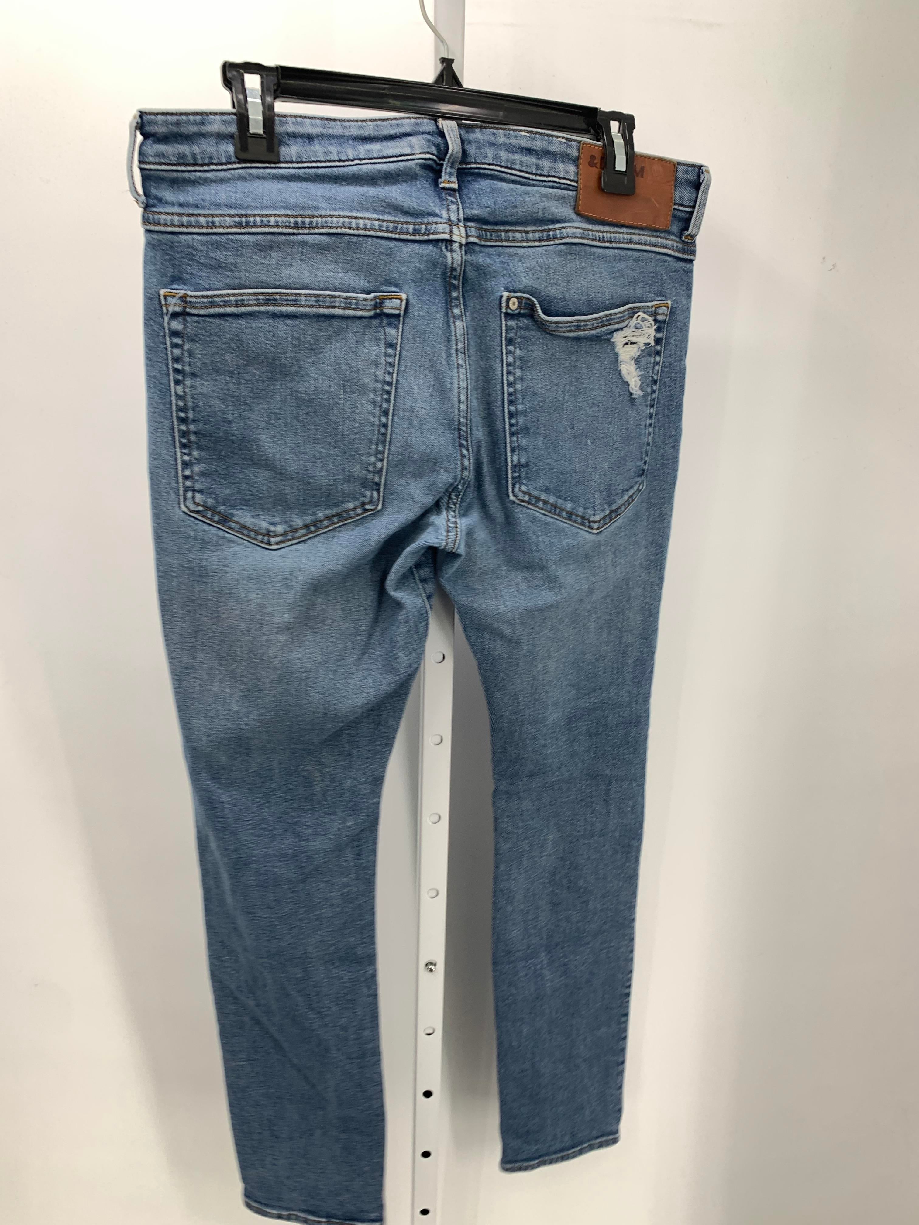DISTRESSED SKINNY.