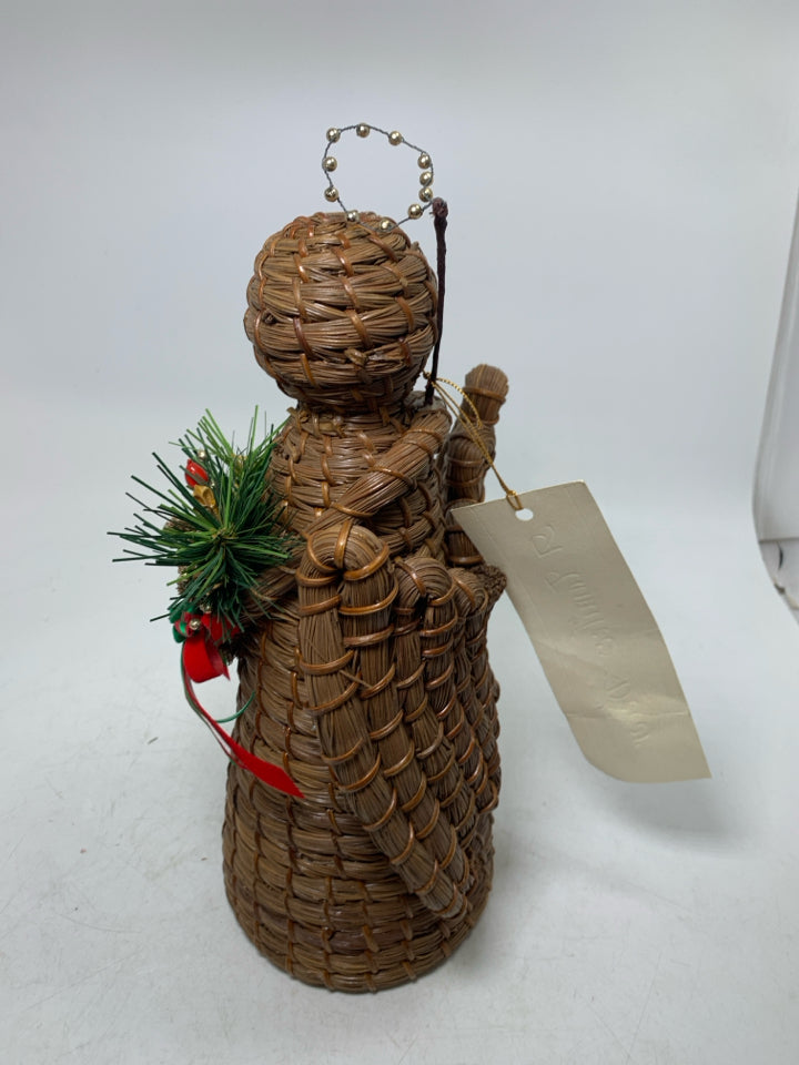 WOVEN BROWN ANGEL TREE TOPPER W/ TAG.