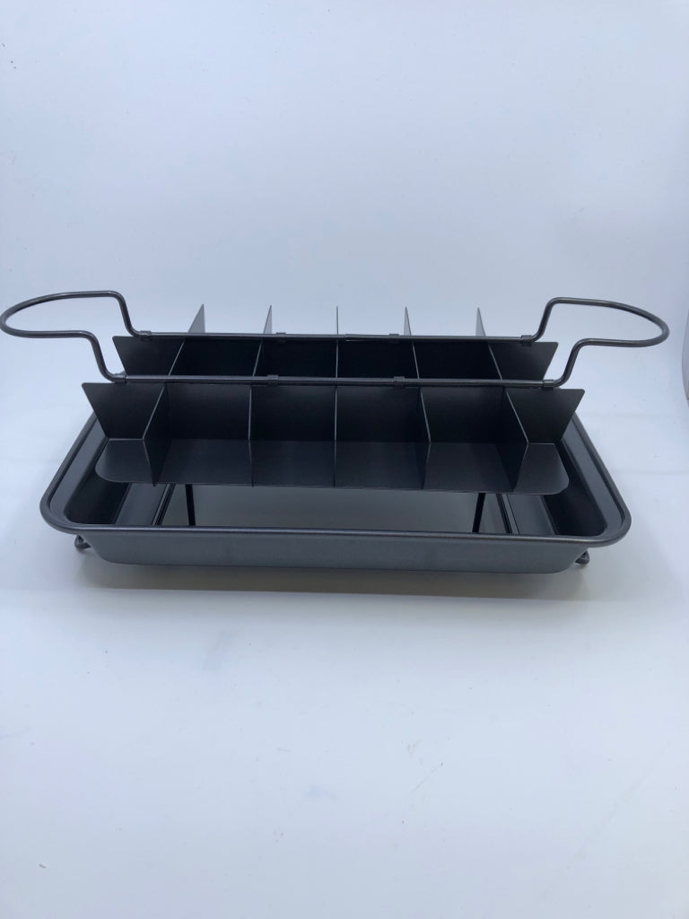 NIB BROWNIE PAN.