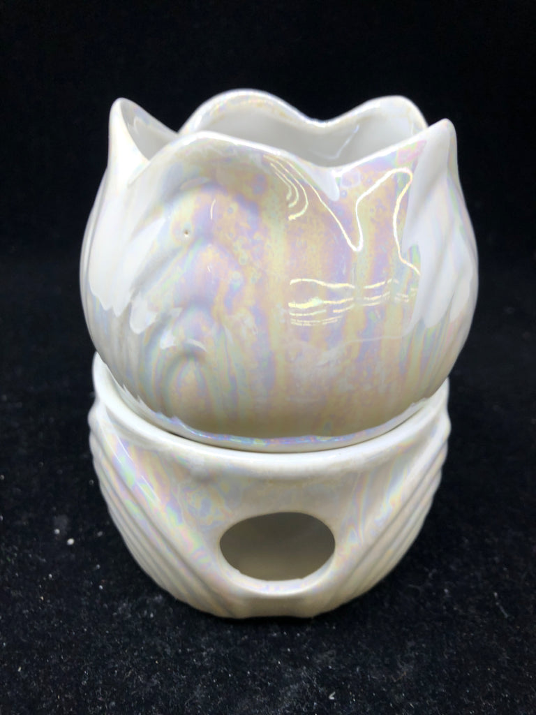 2PC PEARLESCENT TULIP TEA LIGHT WARMER.