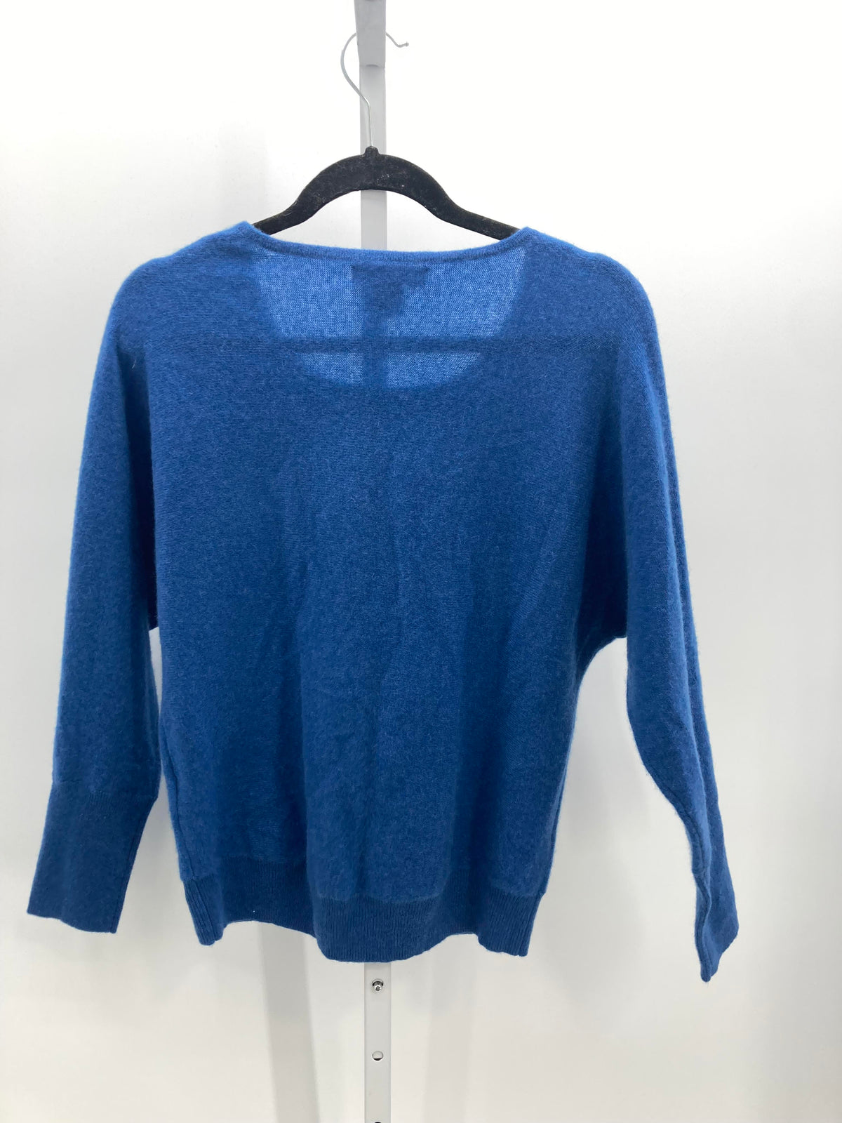 Tahari Size Medium Misses Long Slv Sweater