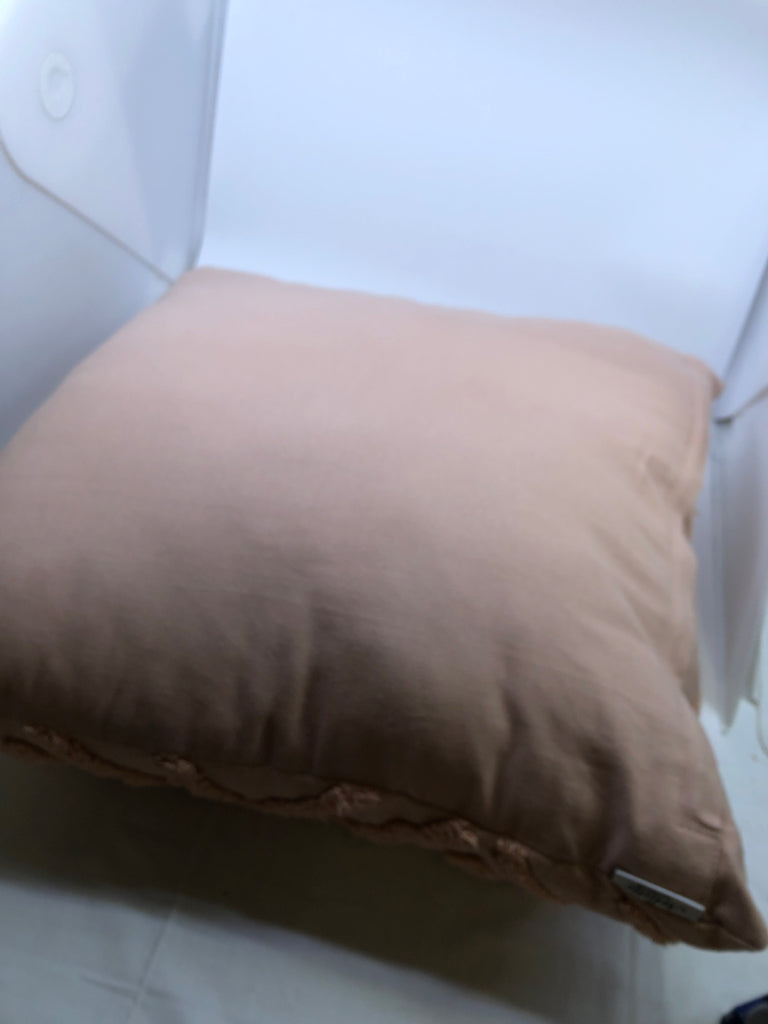 LARGE PINK TEXTURED PILLOW.