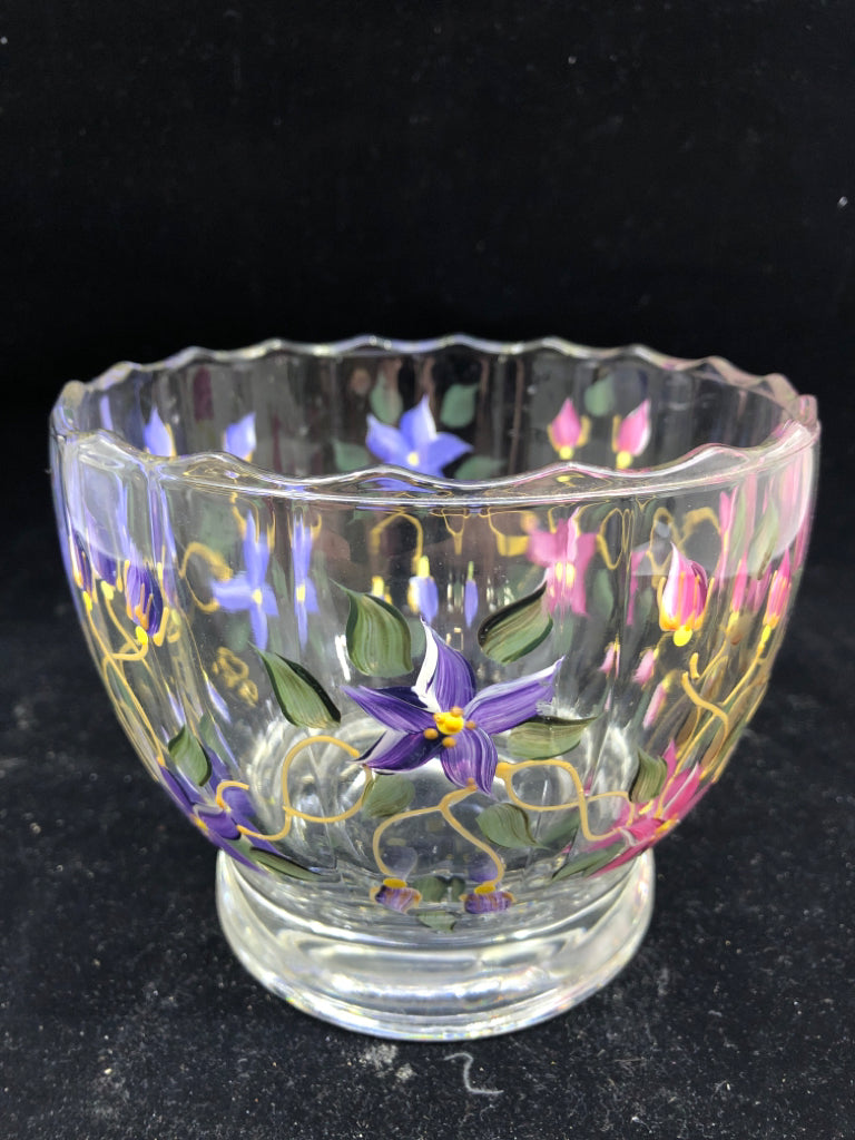 FOOTED GLASS BOWL W PINK AND PURPLE FLORAL.