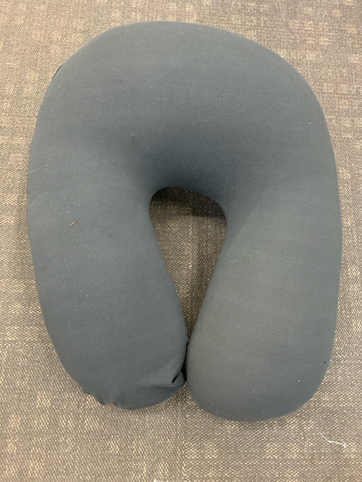 YOGIBO DK GREY BACK SUPPORT PILLOW.