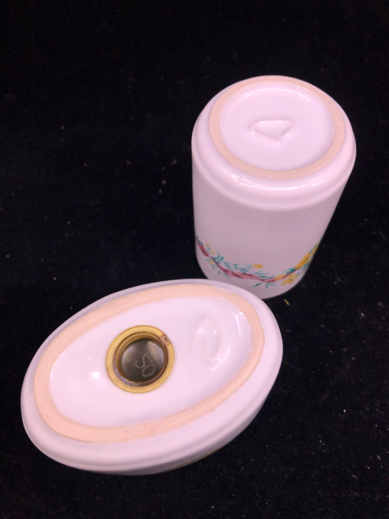 2 PC VTG YELLOW FLORAL TOOTHBRUSH HOLDER AND CUP.