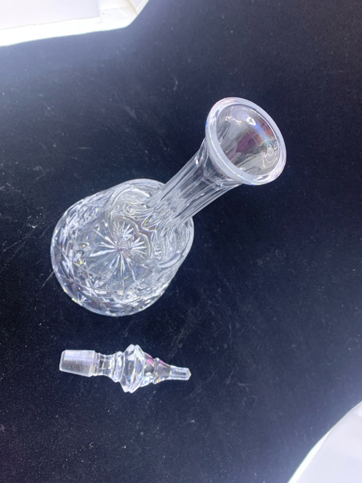 ATLANTIS CUT GLASS CRYSTAL DECANTER.