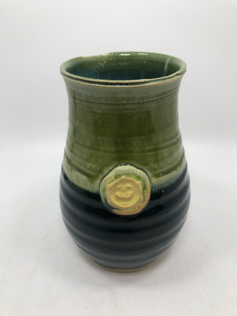 BLUE/GREEN GLAZE POTTERY VASE.