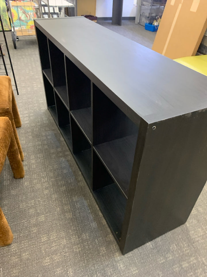BLACK RECTANGLE 8 CUBE CUBBIE SHELF.