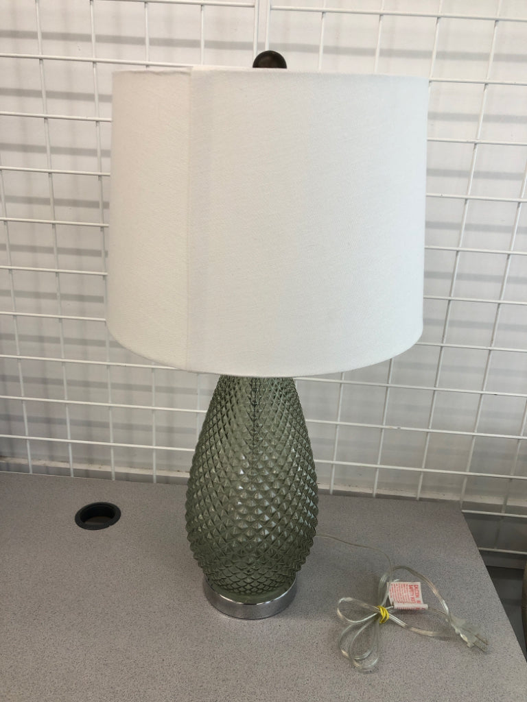 GREEN TINTED DIAMOND PATTERNED GLASS BASE W/ WHITE SHADE LAMP.