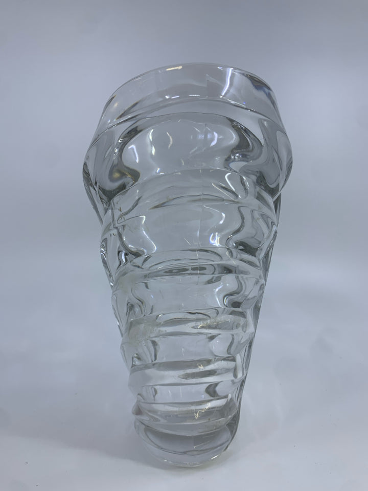 HEAVY CUT GLASS RIBBED VASE.